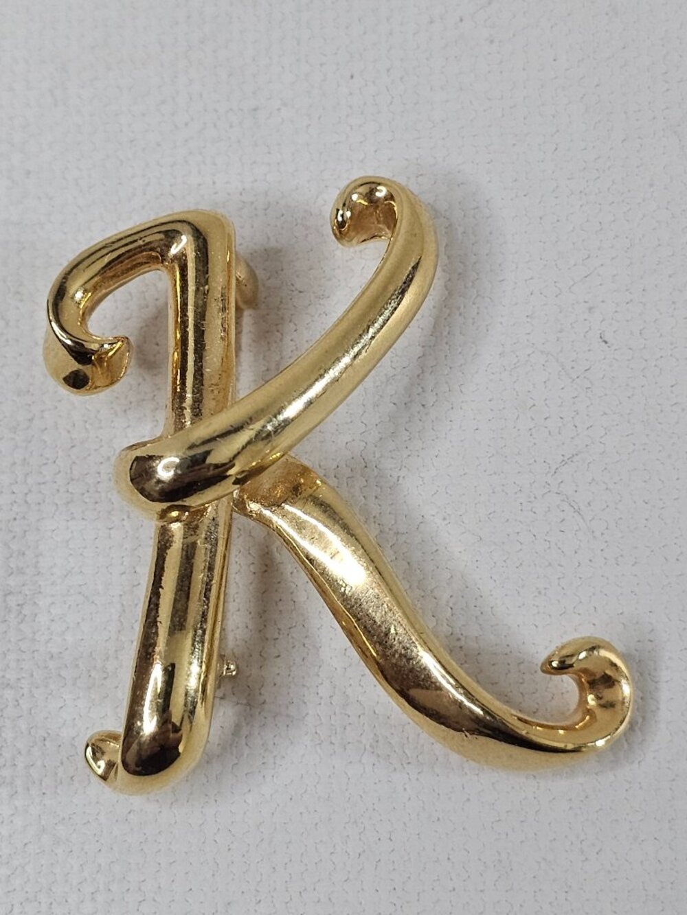 AK Anne Klain Letter Initial K Brooch Gold Tone Cursive Jewelry Pin